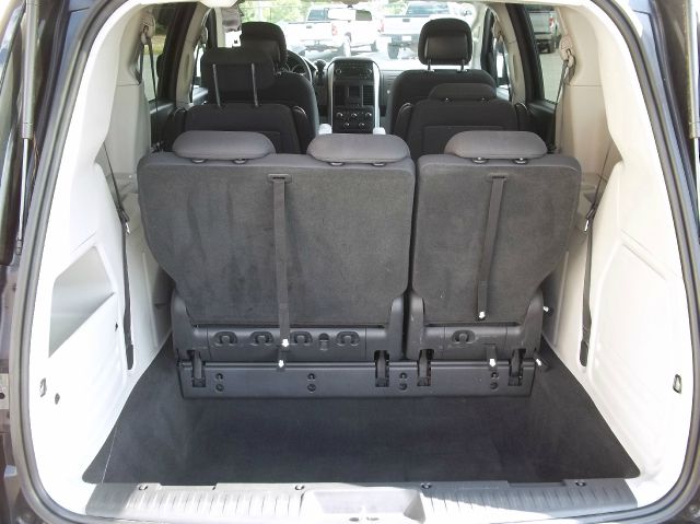 Dodge Grand Caravan 2010 photo 15