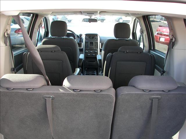 Dodge Grand Caravan 2010 photo 4