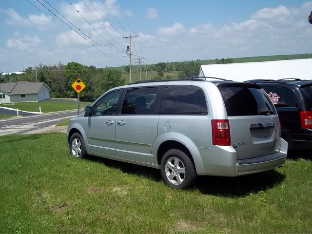 Dodge Grand Caravan 2010 photo 4