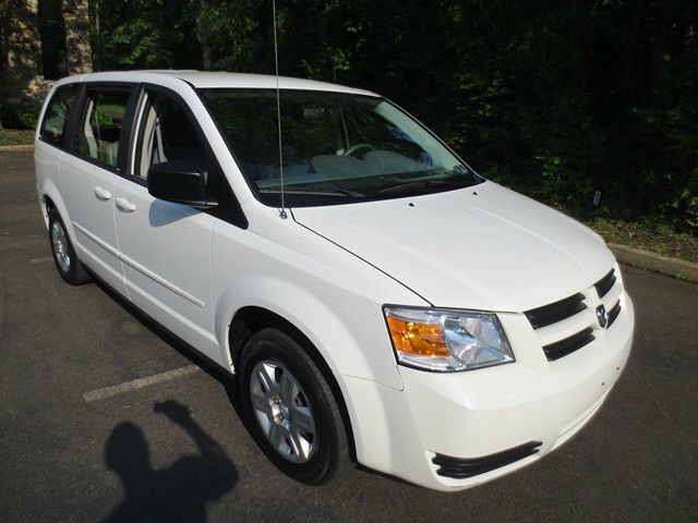 Dodge Grand Caravan 2010 photo 36