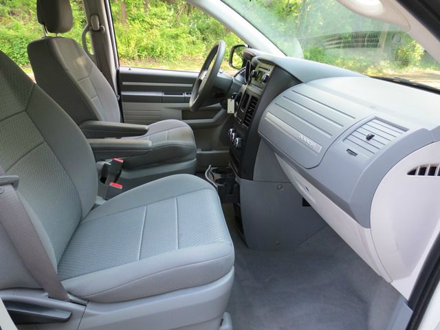 Dodge Grand Caravan 2010 photo 52