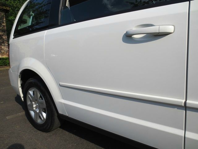 Dodge Grand Caravan 2010 photo 87