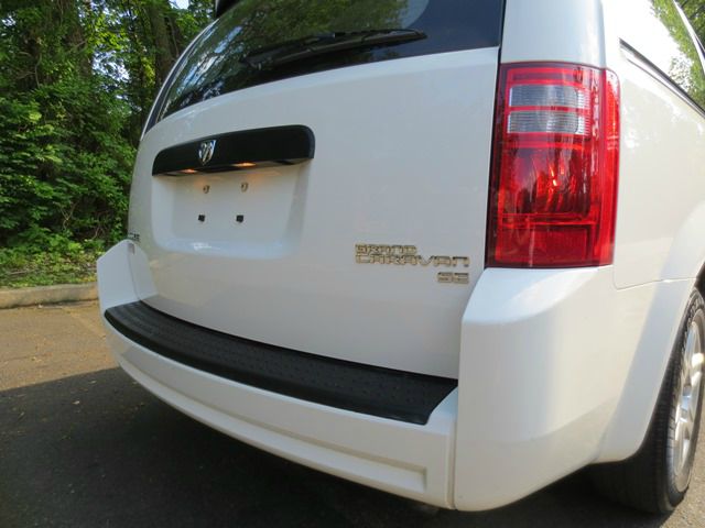 Dodge Grand Caravan 2010 photo 9