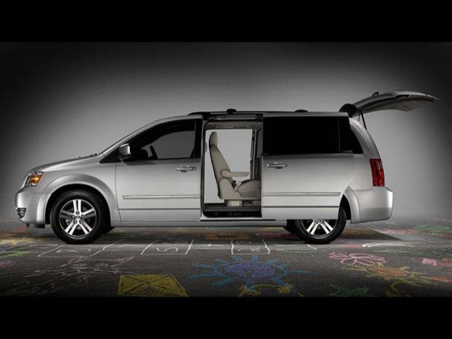 Dodge Grand Caravan 2010 photo 1