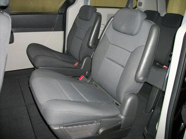 Dodge Grand Caravan 2010 photo 5