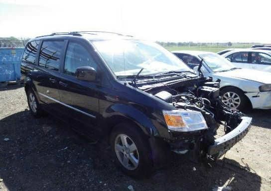 Dodge Grand Caravan 2010 photo 2