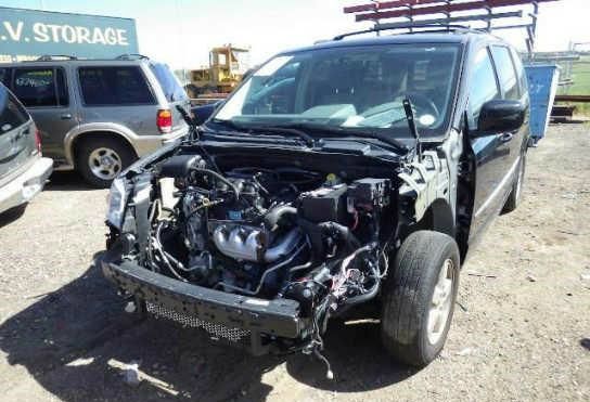 Dodge Grand Caravan 2010 photo 3