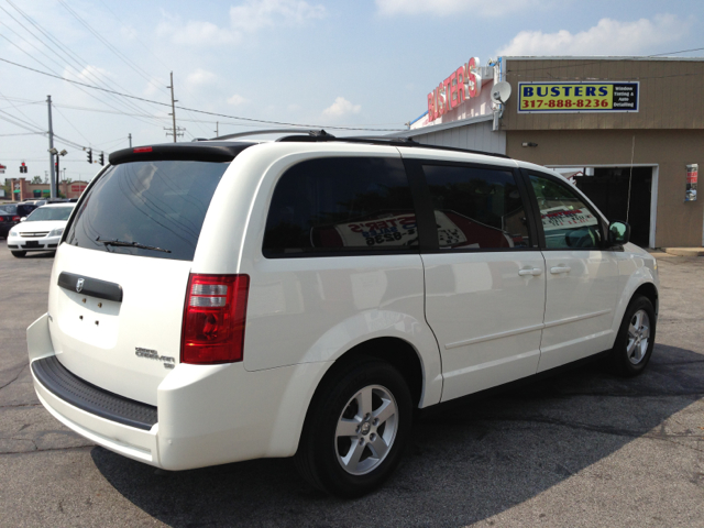 Dodge Grand Caravan 2010 photo 4