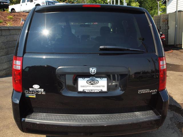 Dodge Grand Caravan 2010 photo 5