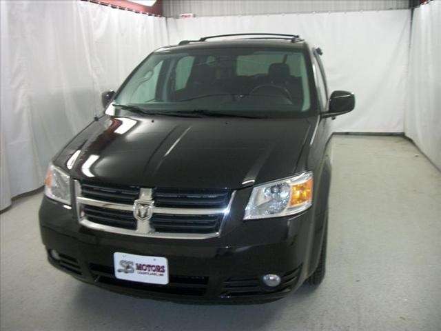 Dodge Grand Caravan 2010 photo 4