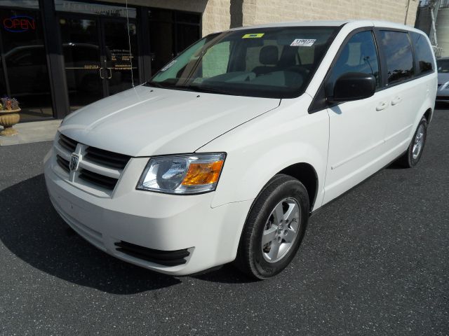 Dodge Grand Caravan 2010 photo 1