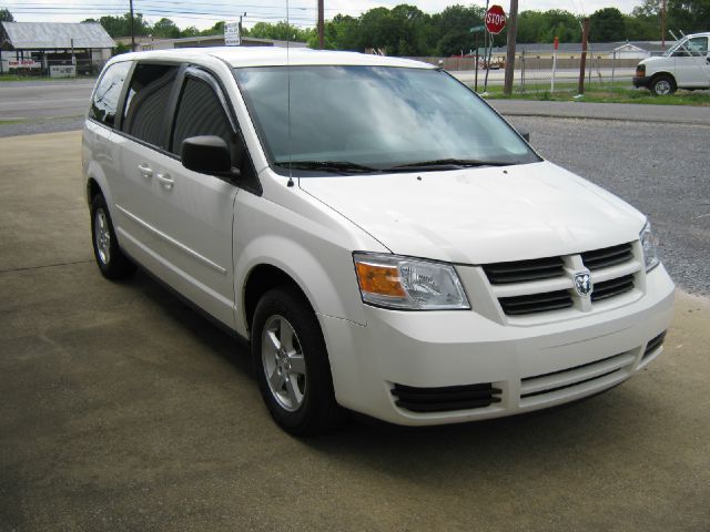 Dodge Grand Caravan 2010 photo 2