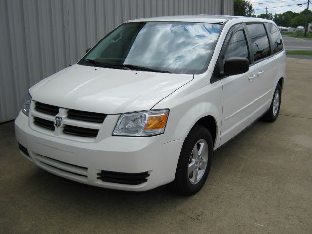 Dodge Grand Caravan 2010 photo 3