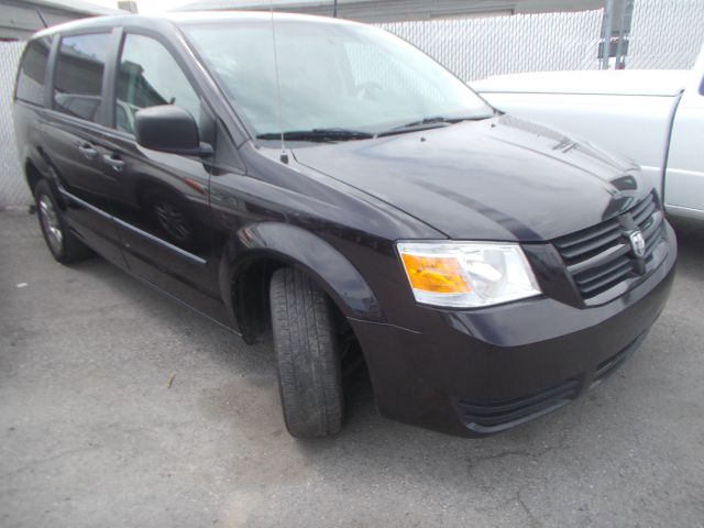 Dodge Grand Caravan 2010 photo 3