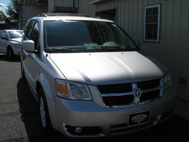 Dodge Grand Caravan 2010 photo 1