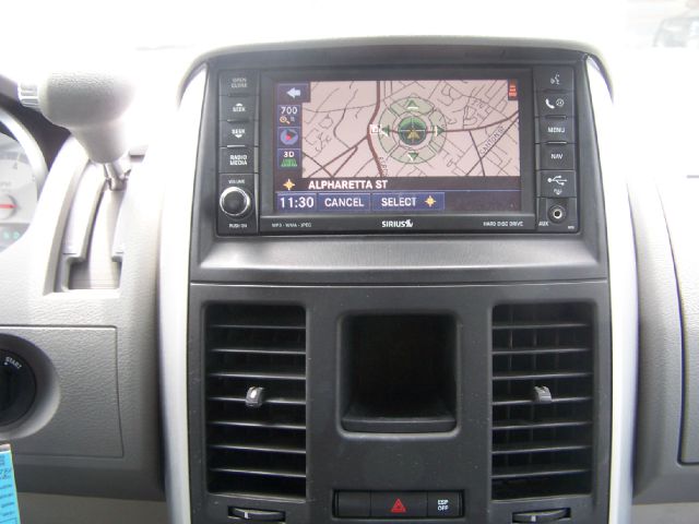 Dodge Grand Caravan 2010 photo 2