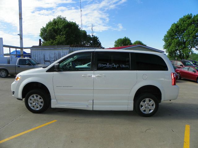 Dodge Grand Caravan 2010 photo 12