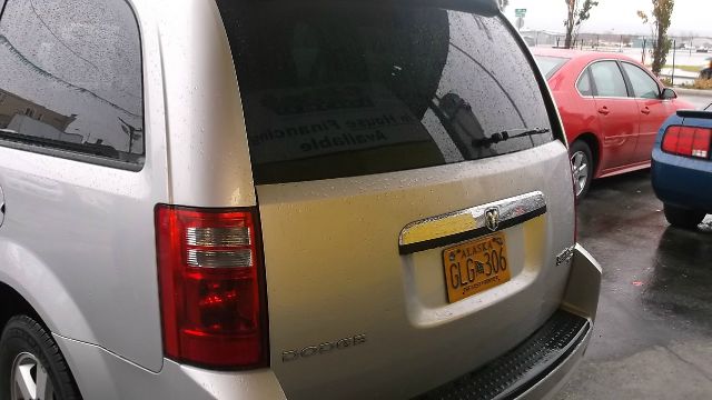 Dodge Grand Caravan 2010 photo 1