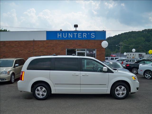 Dodge Grand Caravan 2010 photo 2