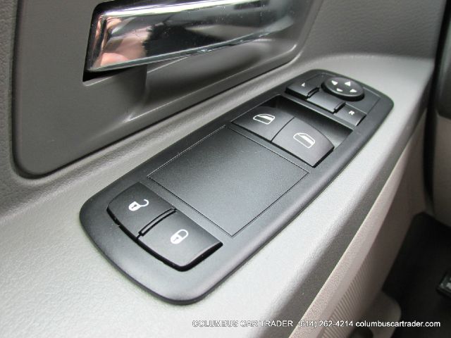 Dodge Grand Caravan 2010 photo 11