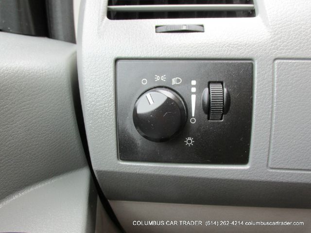 Dodge Grand Caravan 2010 photo 12