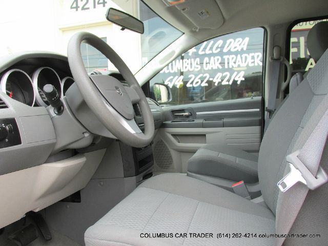 Dodge Grand Caravan 2010 photo 15