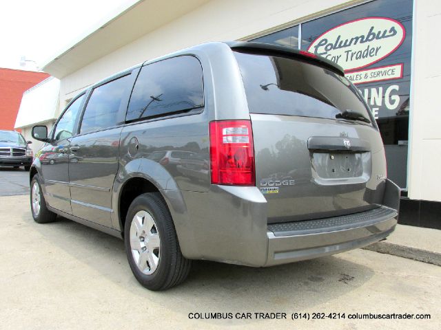 Dodge Grand Caravan 2010 photo 24