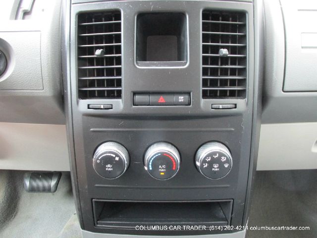 Dodge Grand Caravan 2010 photo 7