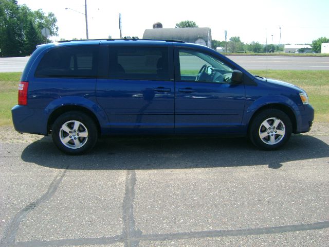 Dodge Grand Caravan 2010 photo 1