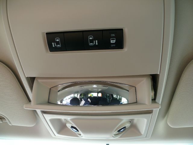 Dodge Grand Caravan 2010 photo 17