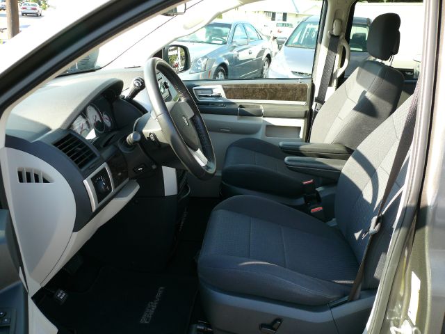 Dodge Grand Caravan 2010 photo 47