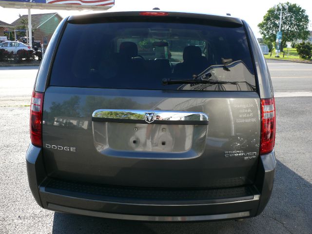 Dodge Grand Caravan 2010 photo 64