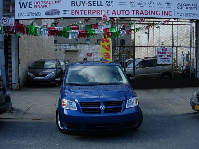 Dodge Grand Caravan SE MiniVan