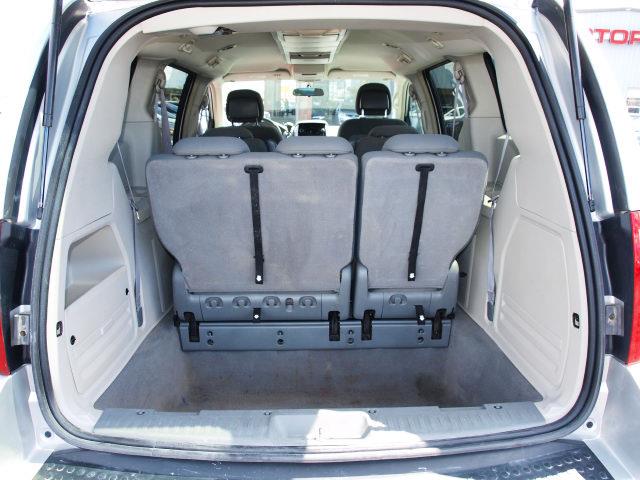 Dodge Grand Caravan 2010 photo 4