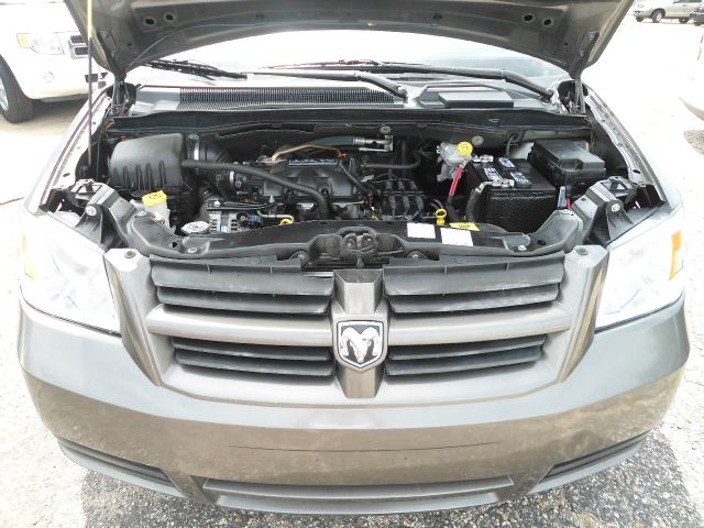 Dodge Grand Caravan 2010 photo 1