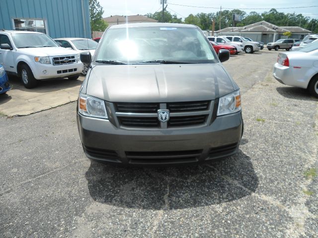 Dodge Grand Caravan 2010 photo 3