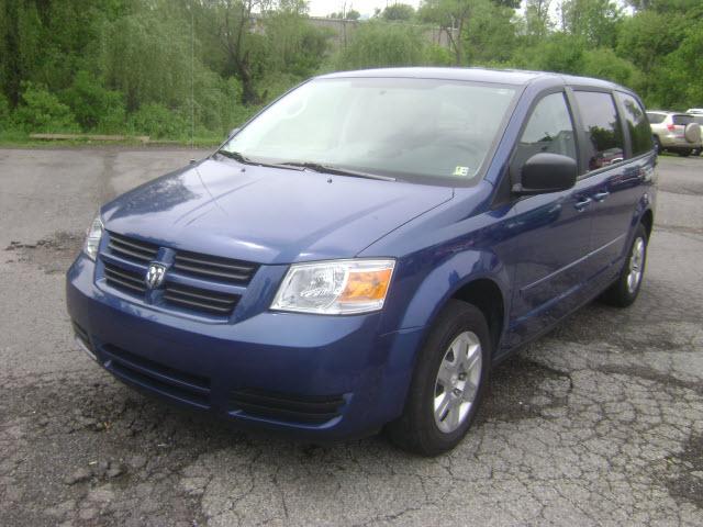 Dodge Grand Caravan 2010 photo 1