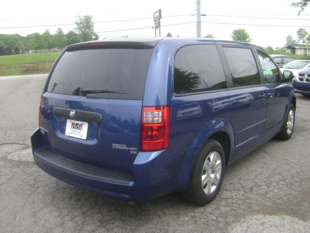 Dodge Grand Caravan 2010 photo 4