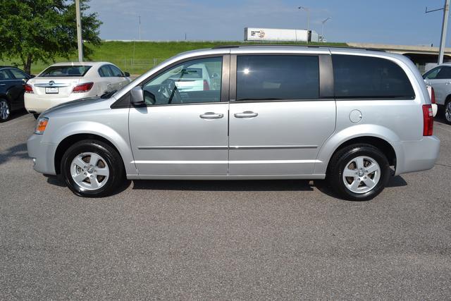 Dodge Grand Caravan 2010 photo 4