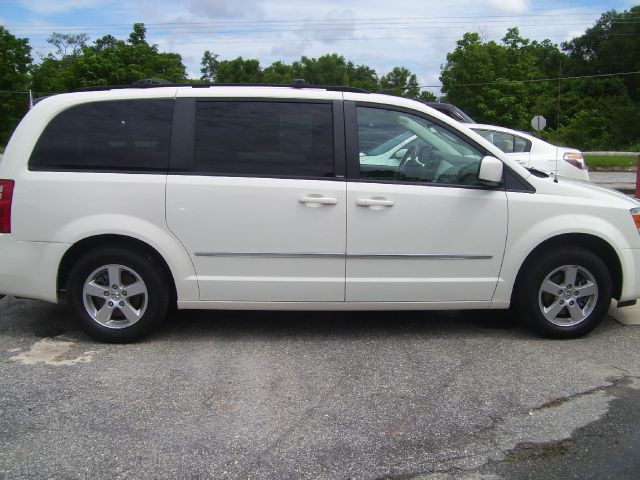 Dodge Grand Caravan 2010 photo 4