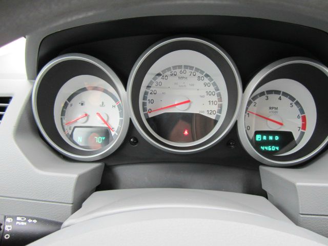 Dodge Grand Caravan 2010 photo 3