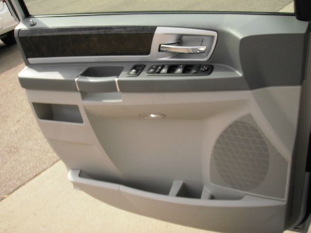 Dodge Grand Caravan 2010 photo 20