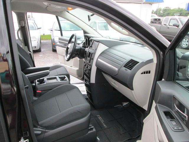 Dodge Grand Caravan 2010 photo 21