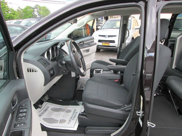 Dodge Grand Caravan 2010 photo 23