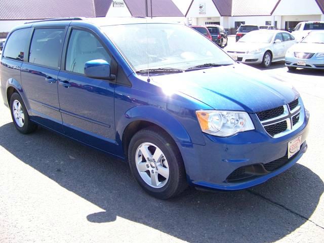 Dodge Grand Caravan 2011 photo 3