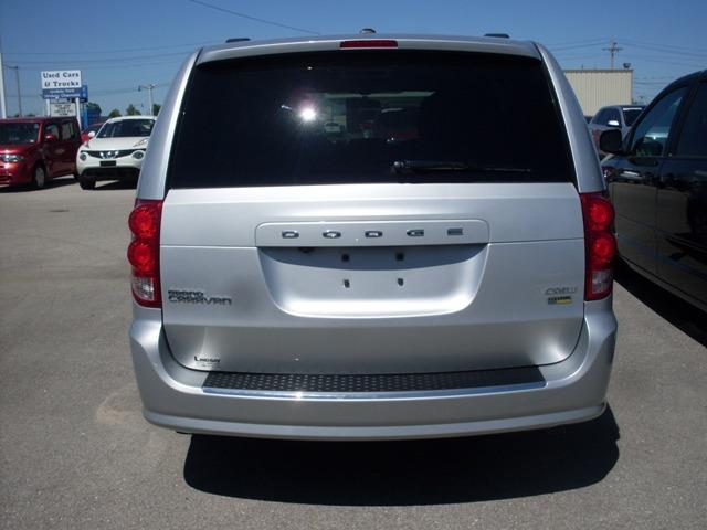 Dodge Grand Caravan 2011 photo 9