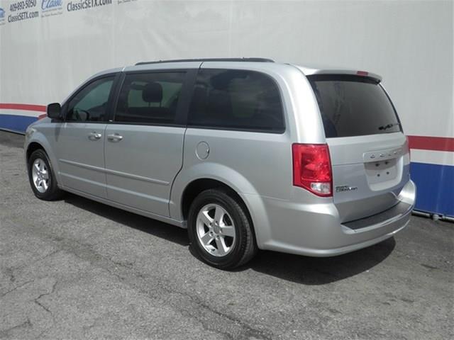 Dodge Grand Caravan 2011 photo 4