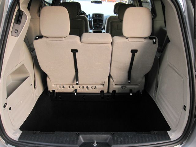 Dodge Grand Caravan 2011 photo 12