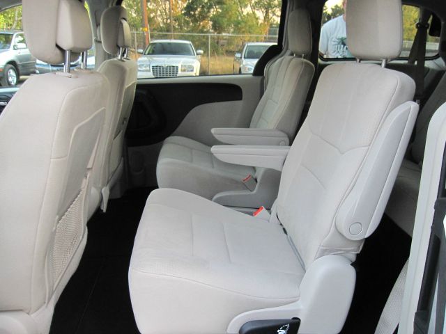 Dodge Grand Caravan 2011 photo 15