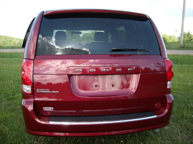 Dodge Grand Caravan 2011 photo 15